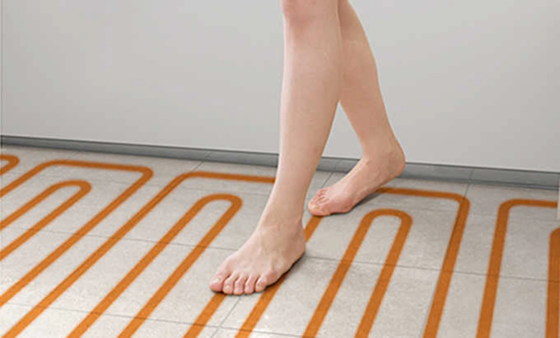 サムネイル：浴室の床暖房は必要？リフォーム費用相場とメリット・デメリット