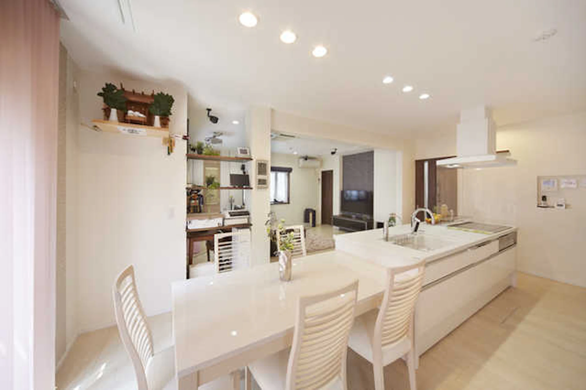 事例1:アイランドキッチンを主役に