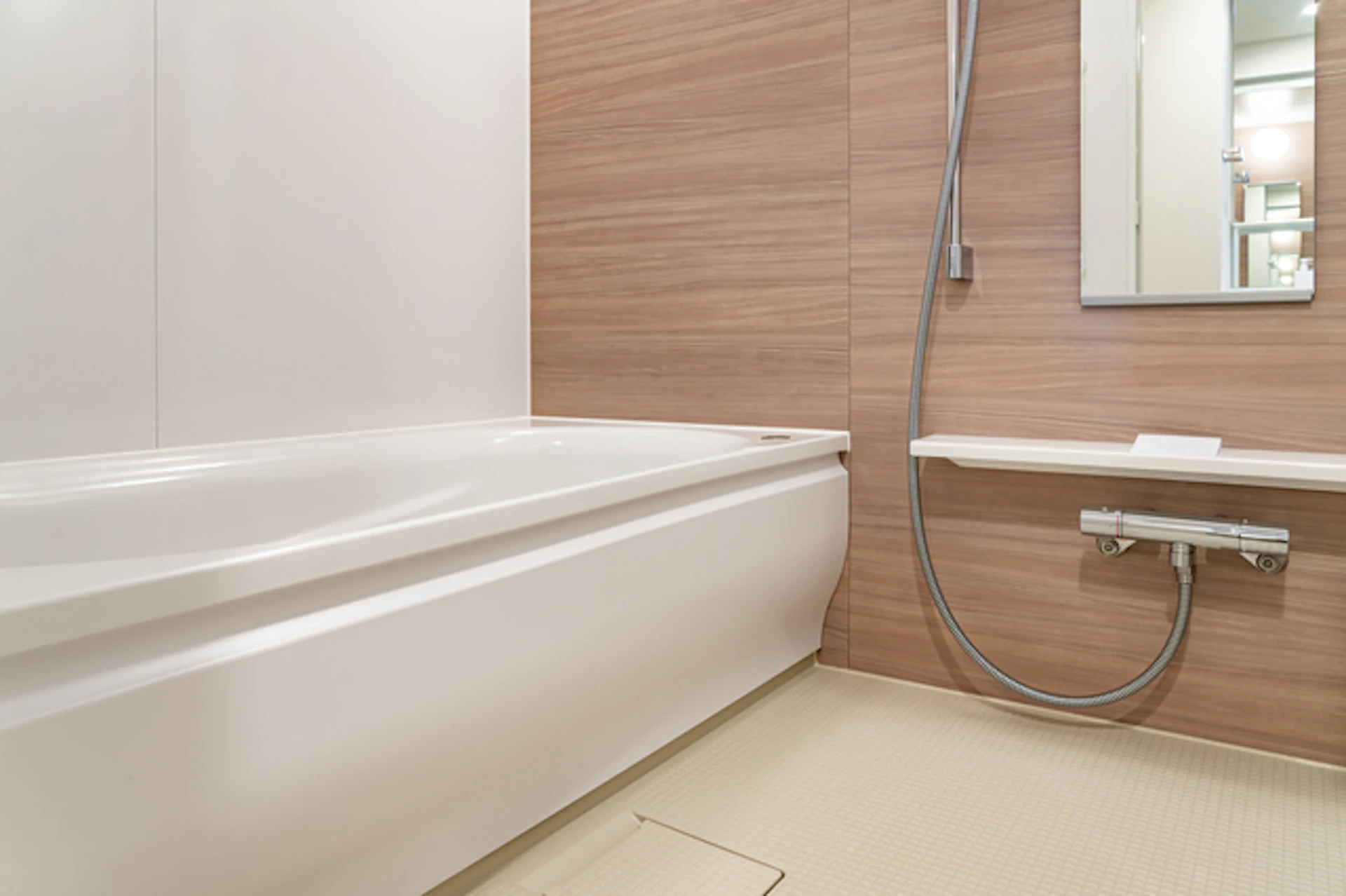 カビの生えにくい・掃除しやすいお風呂メーカー7選|施工事例もご紹介