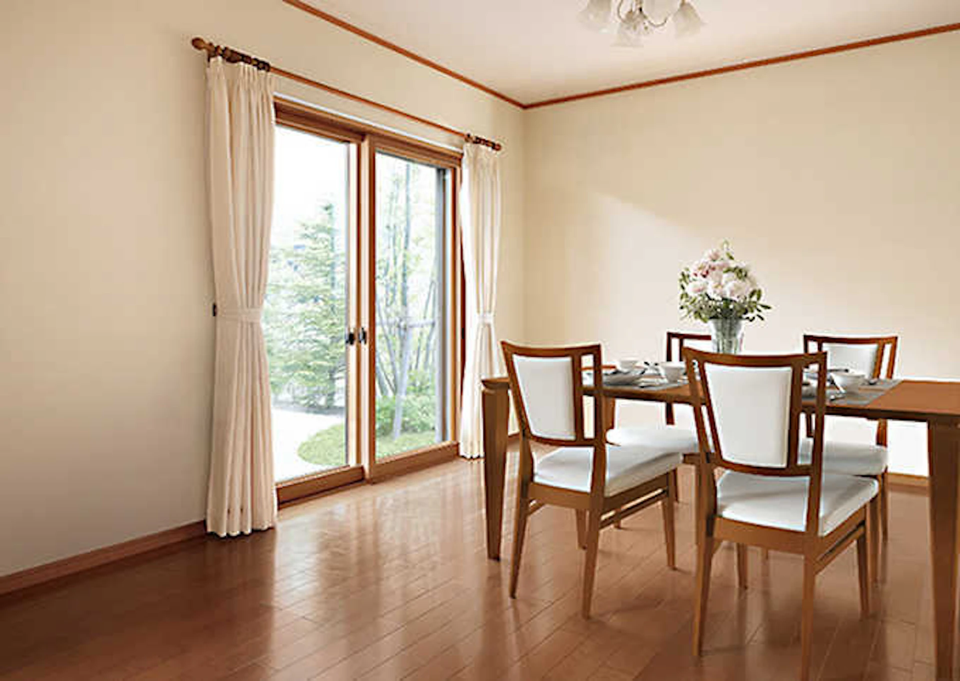 インプラス／インプラスウッド(LIXIL)