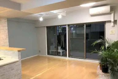 [50〜100万円] 間仕切り壁を撤去した広々LDK