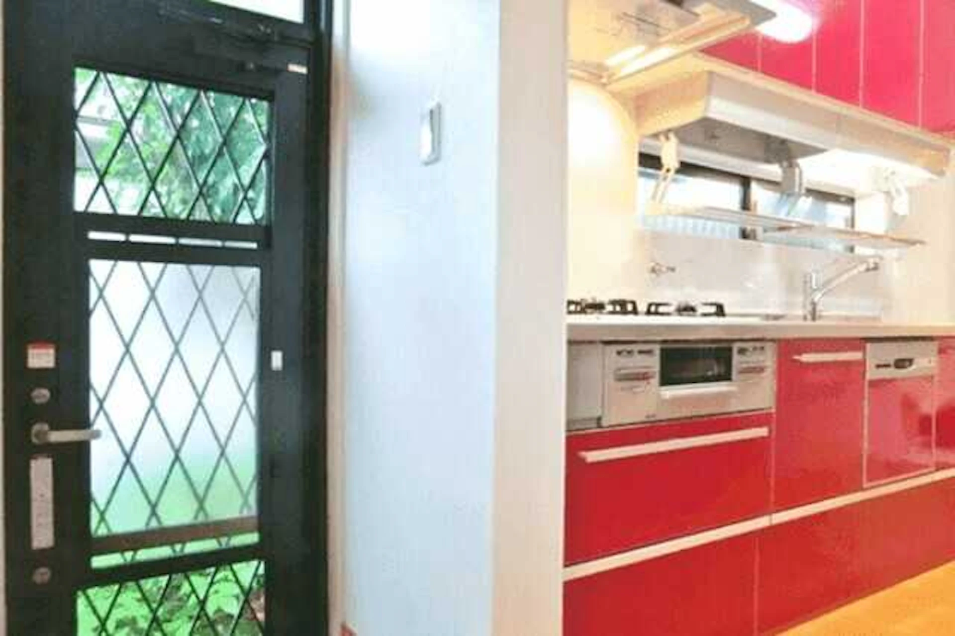 クリナップ『ラクエラ』のアロマカシス色