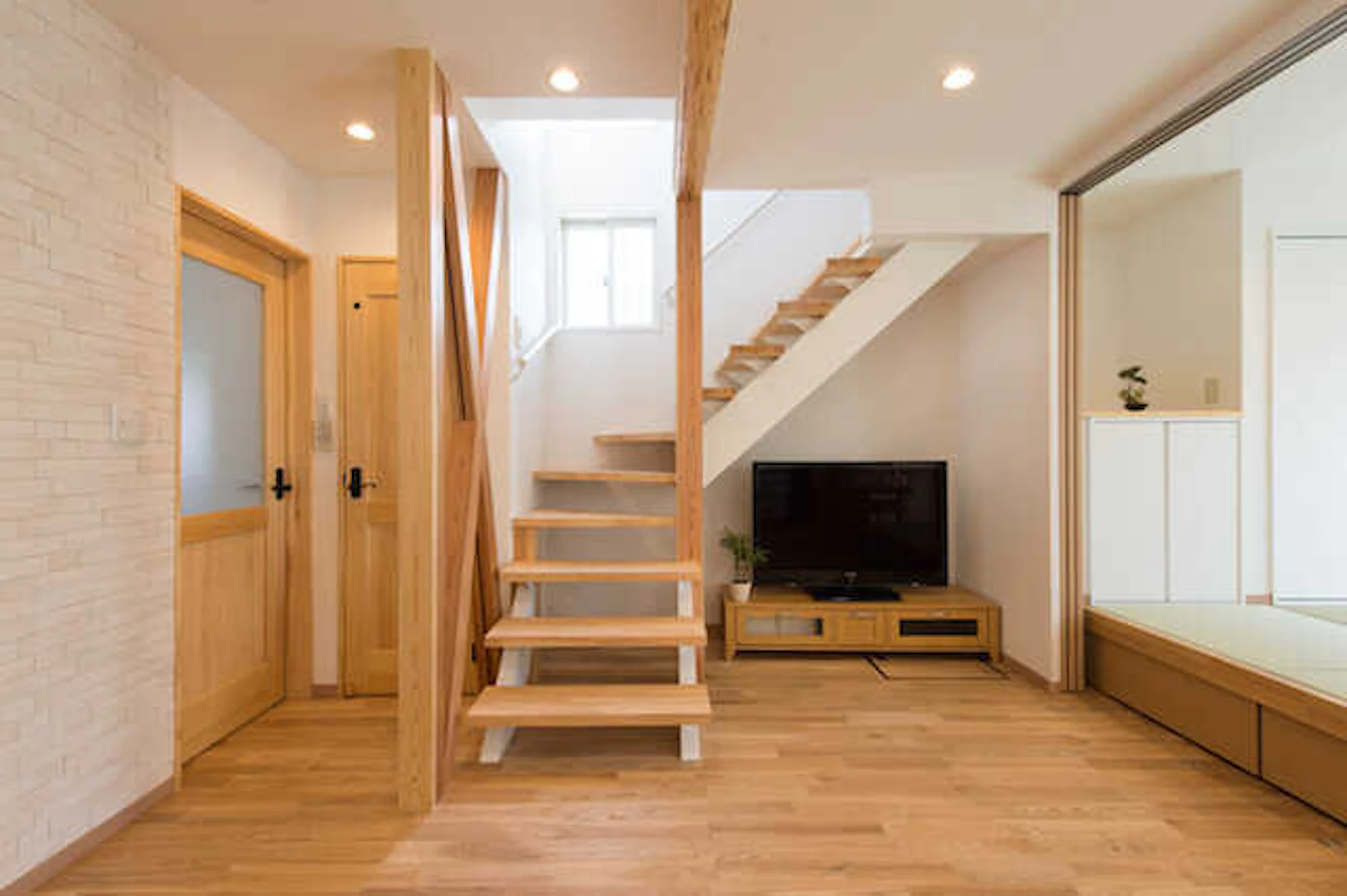 天井のクロスの色は白が最適