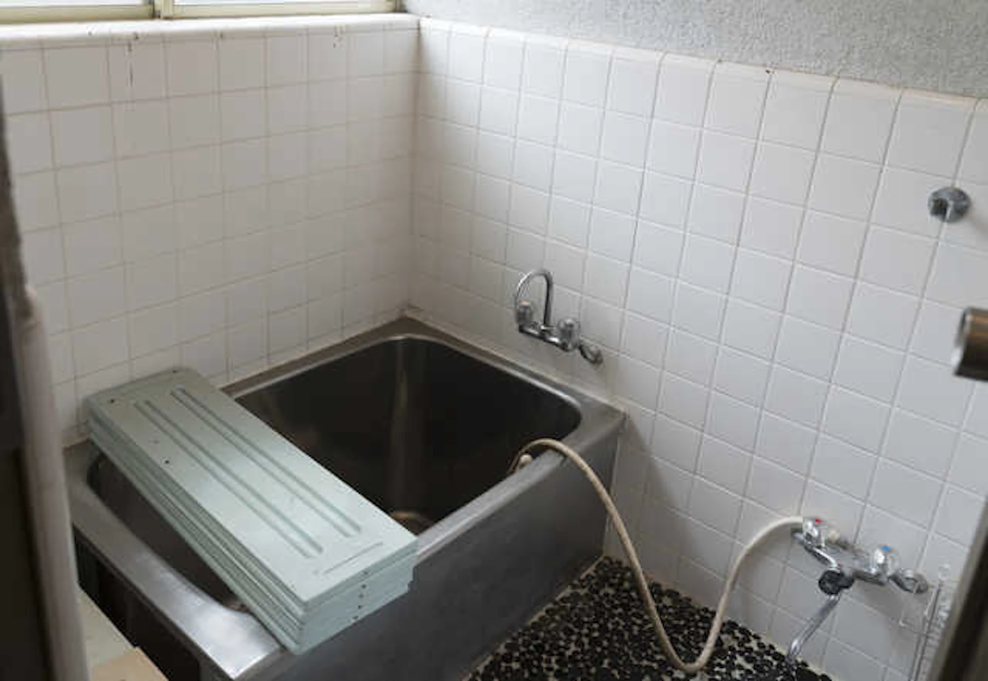 団地のお風呂のリフォームが難しいと言われる理由