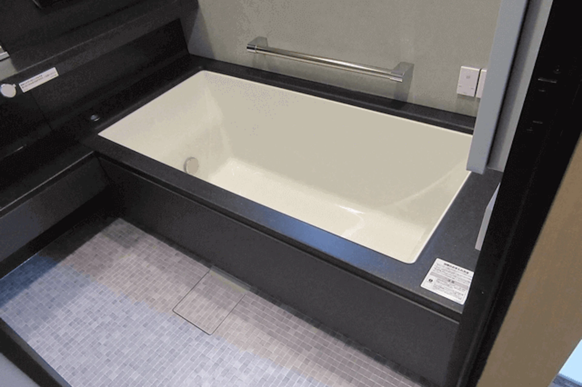 TOTOのお風呂「シンラ」