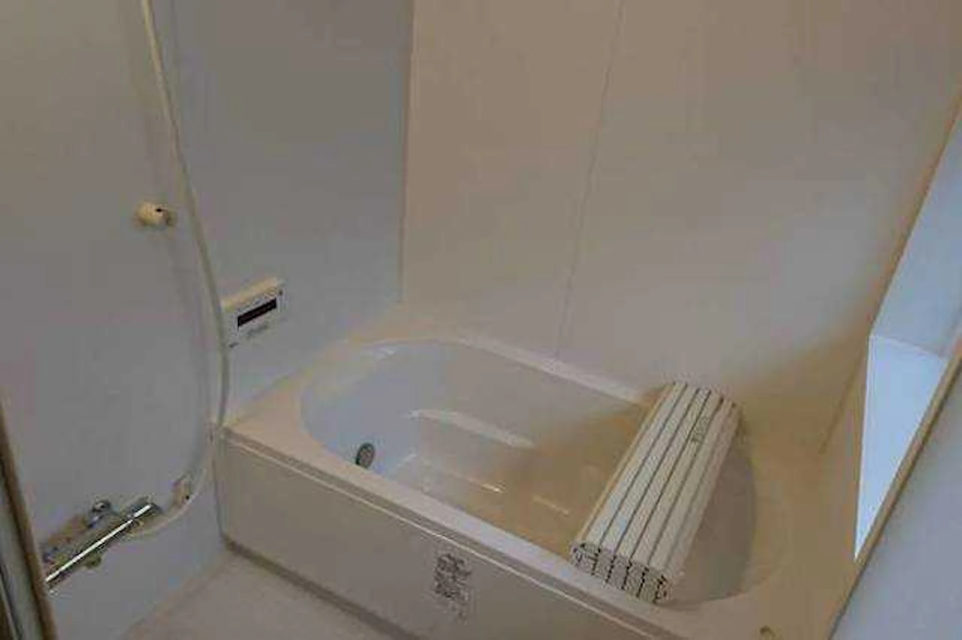 【事例2】賃貸アパートの在来浴室を『リノビオP』にリフォーム
