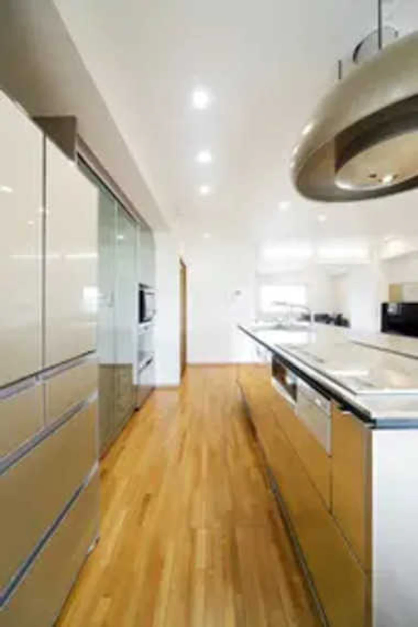 事例2 背面収納を活用する