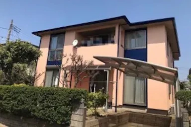 淡いオレンジカラー