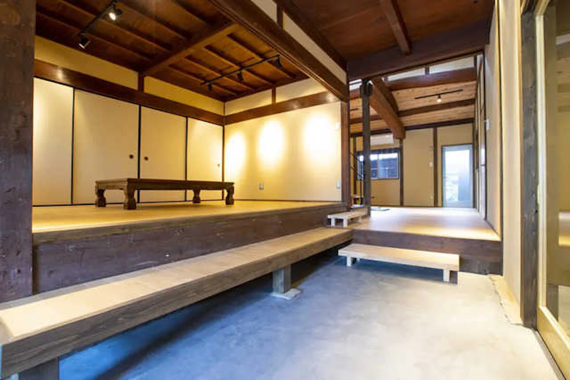 人が集う憩いの空間