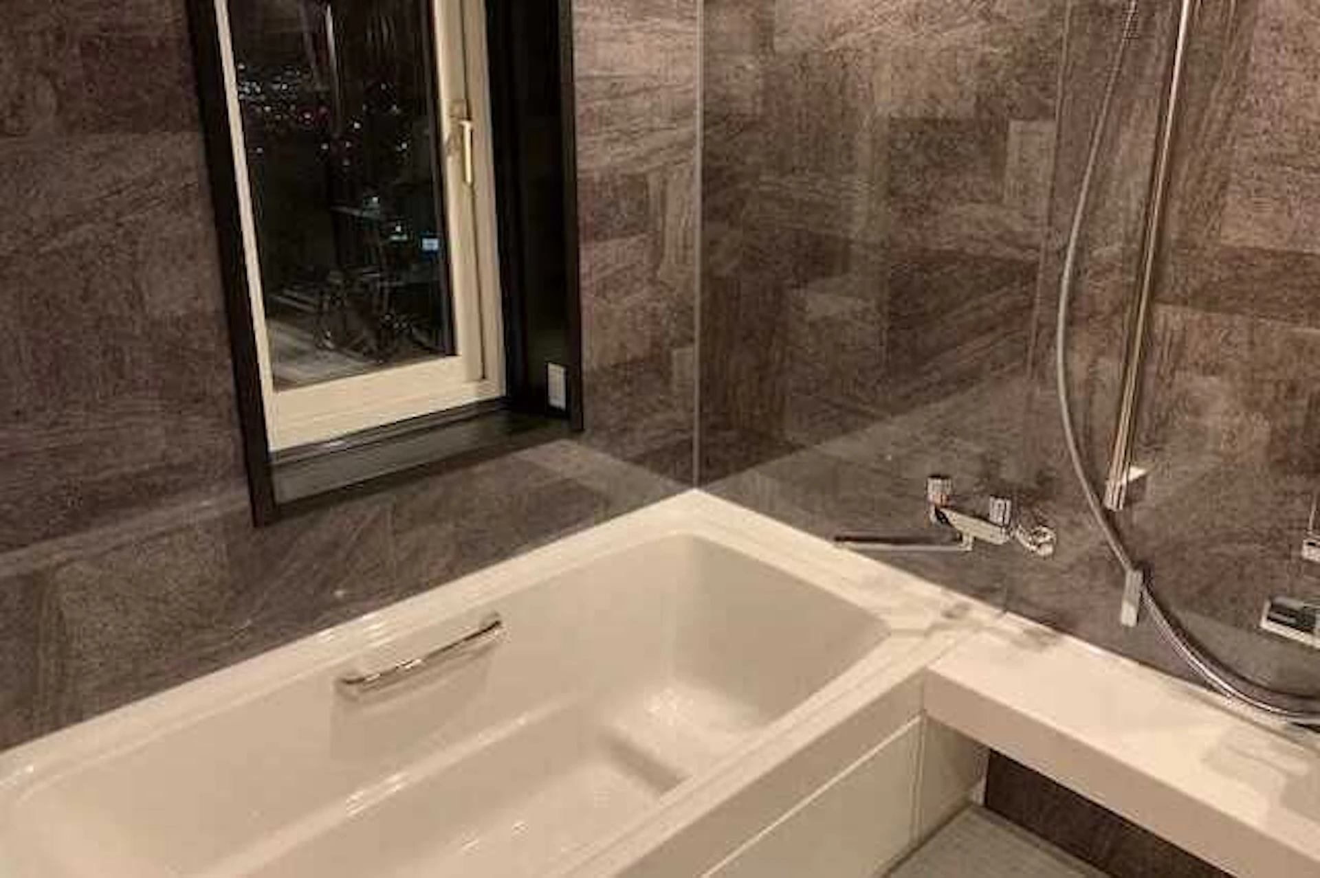 高級感のあるLIXILのユニットバス『スパージュ』