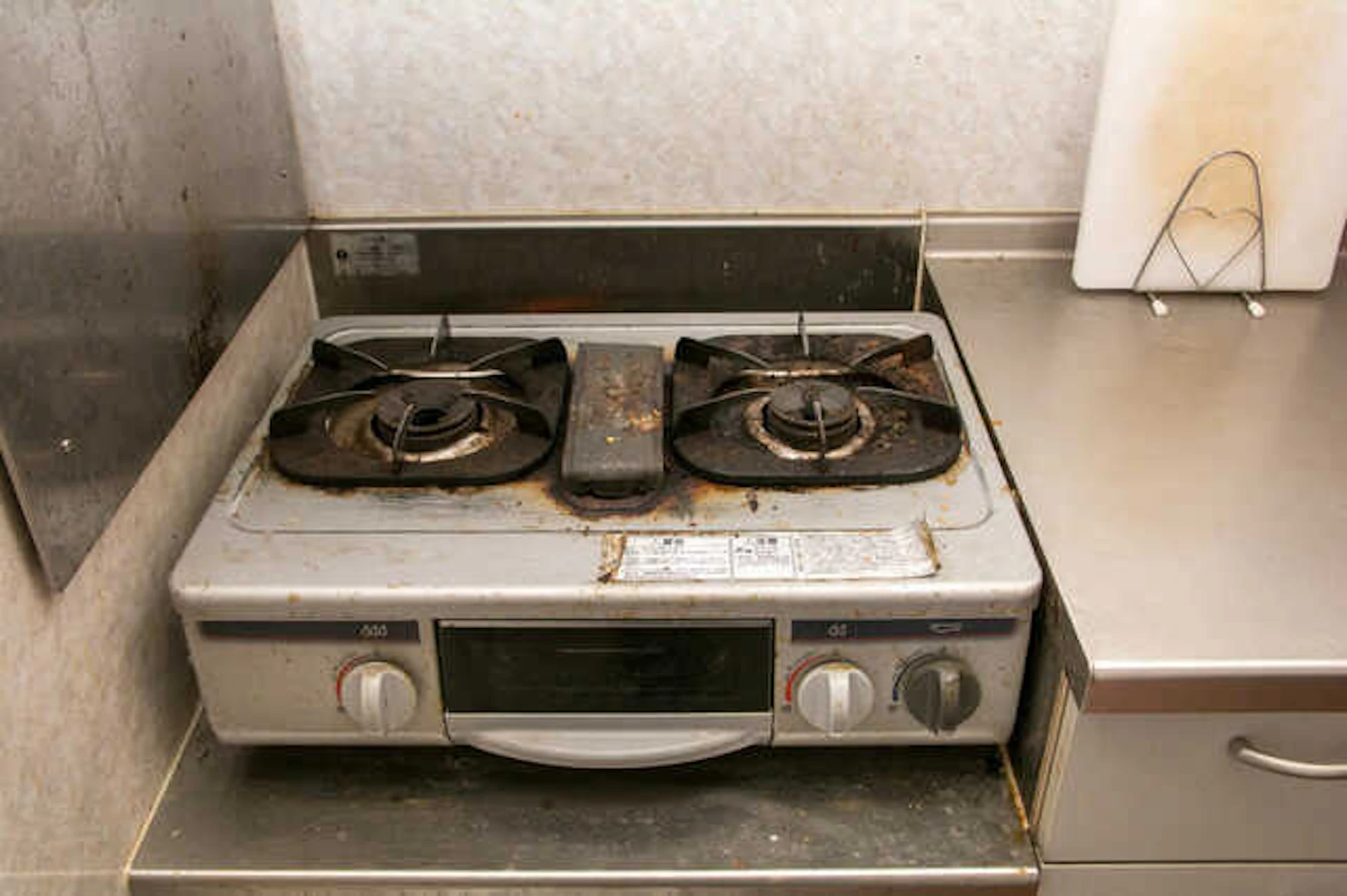 不衛生・片付かなくてゴチャゴチャ