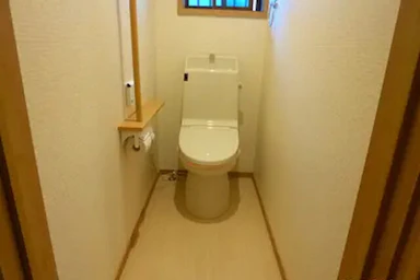 トイレに手摺設置でバリアフリー化