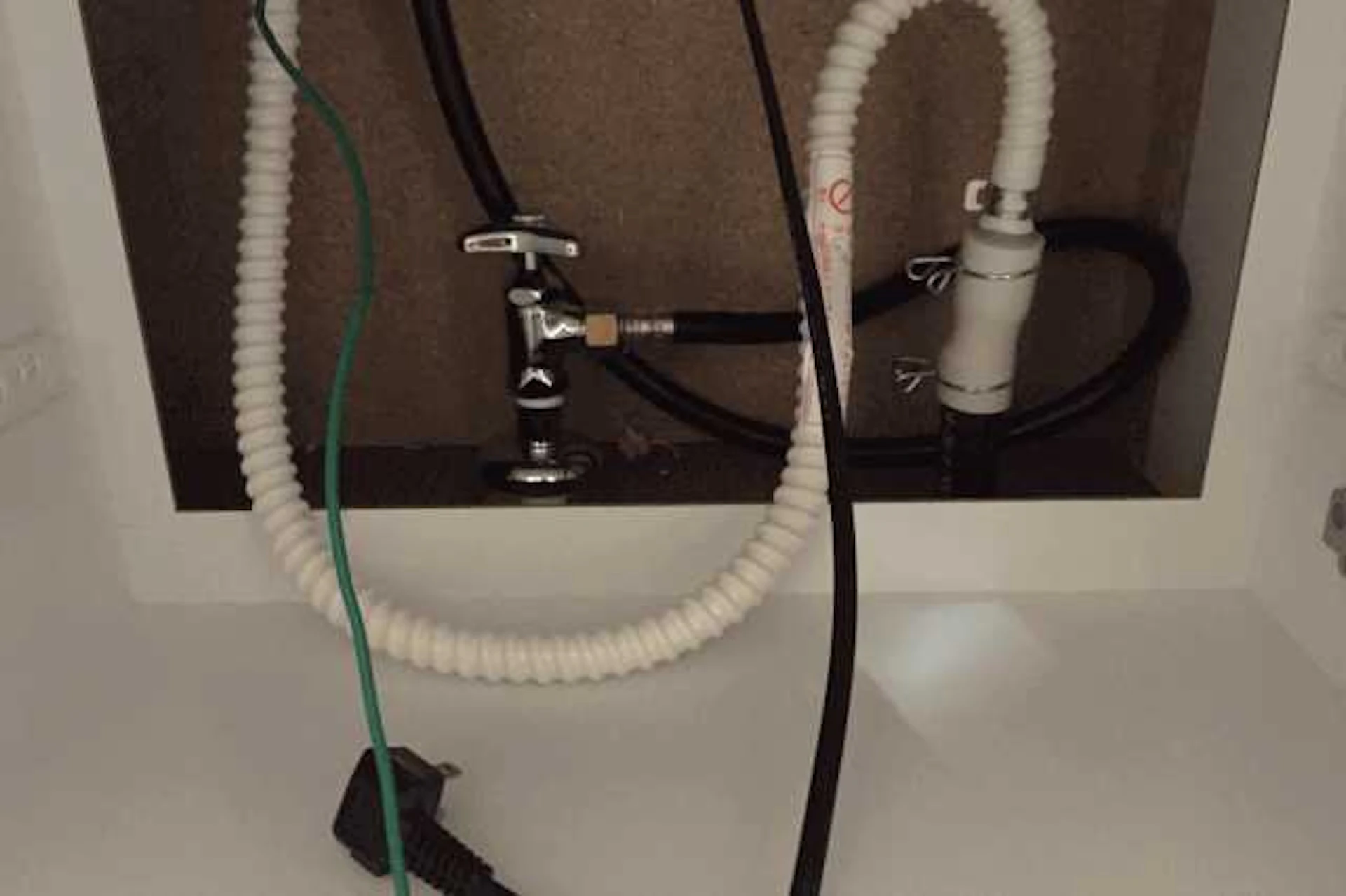 ビルトイン食洗機の取り外し方