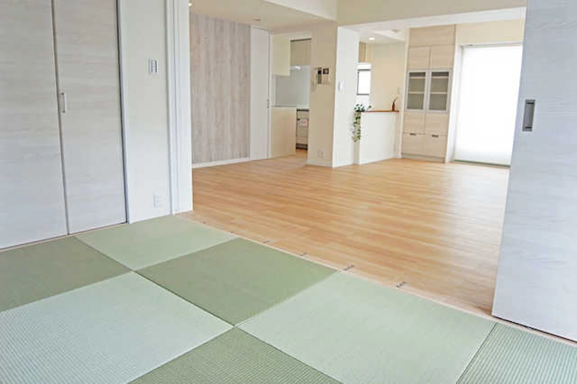 ⑥リビングに和室を設置するのも◎