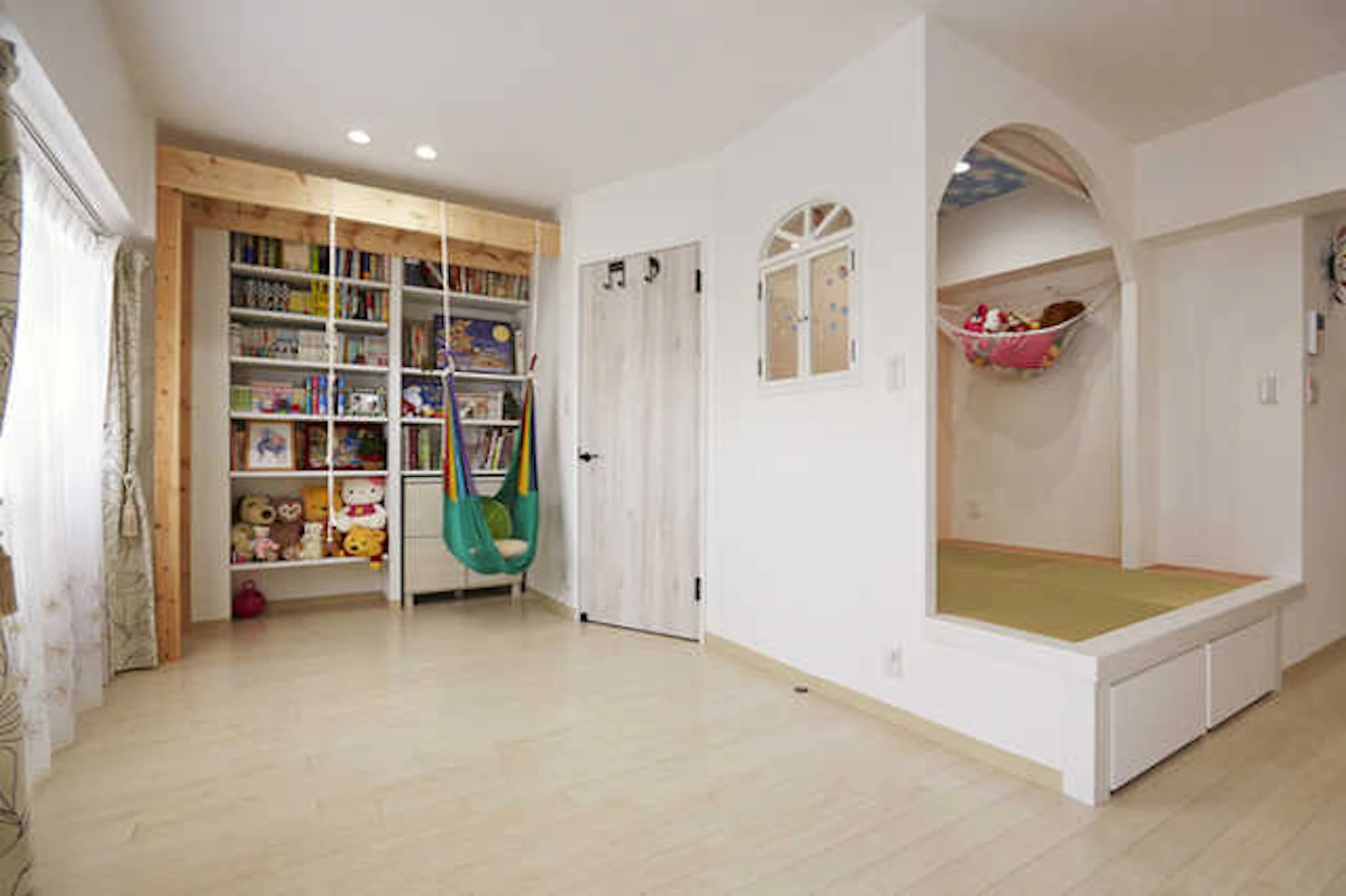 ⑤和室は「リビング横」や「小上がり」タイプが人気