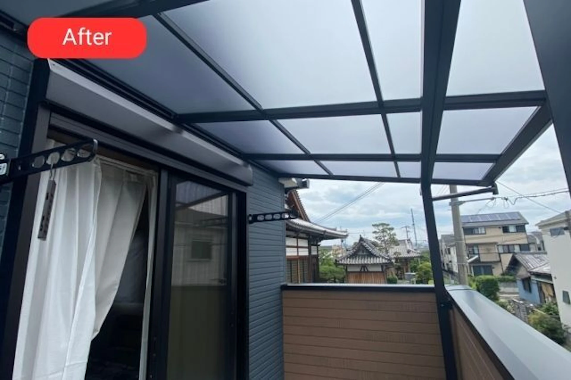 事例4 バルコニーに屋根を設置