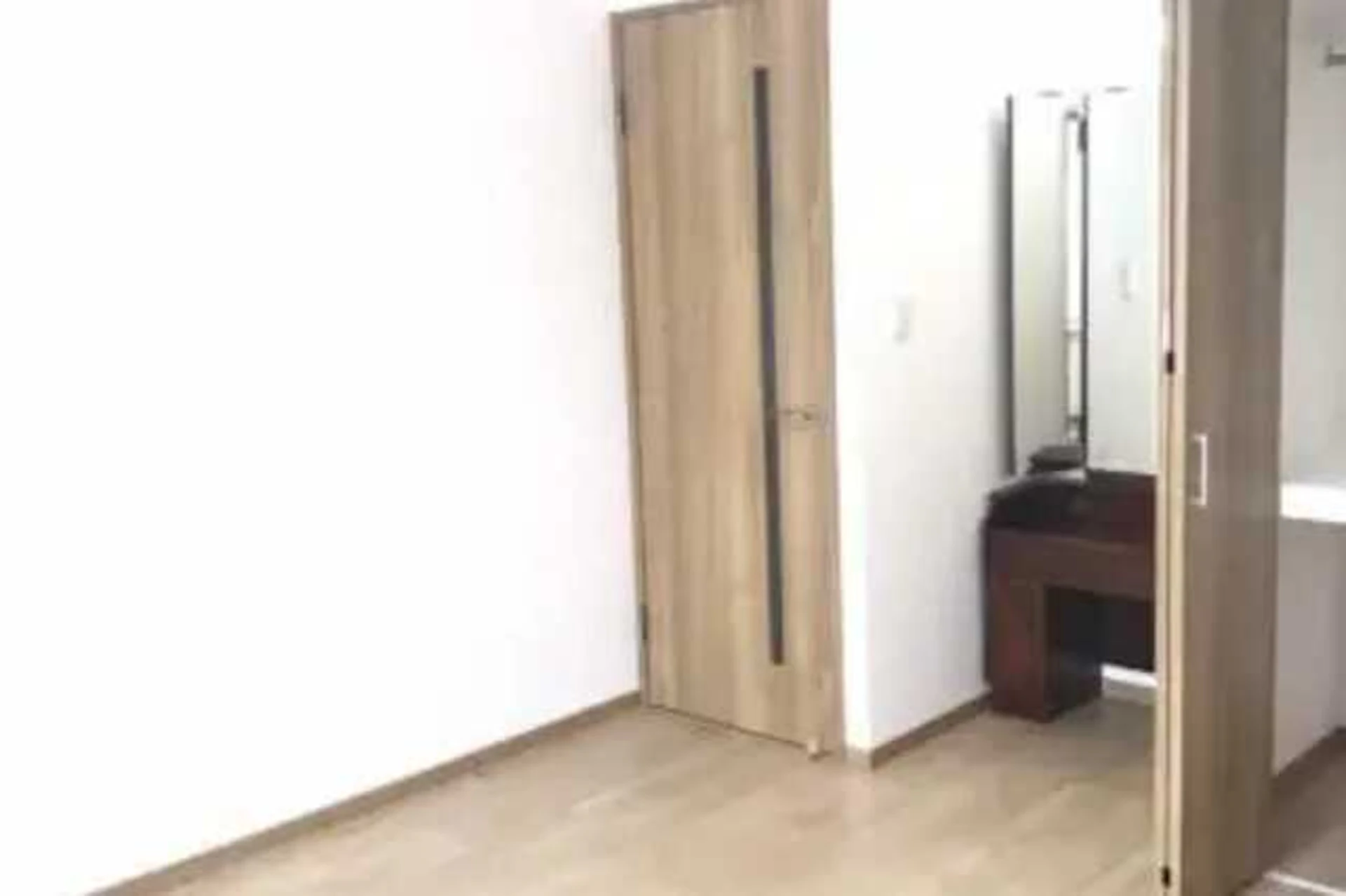 事例8 和室を洋室にリフォーム