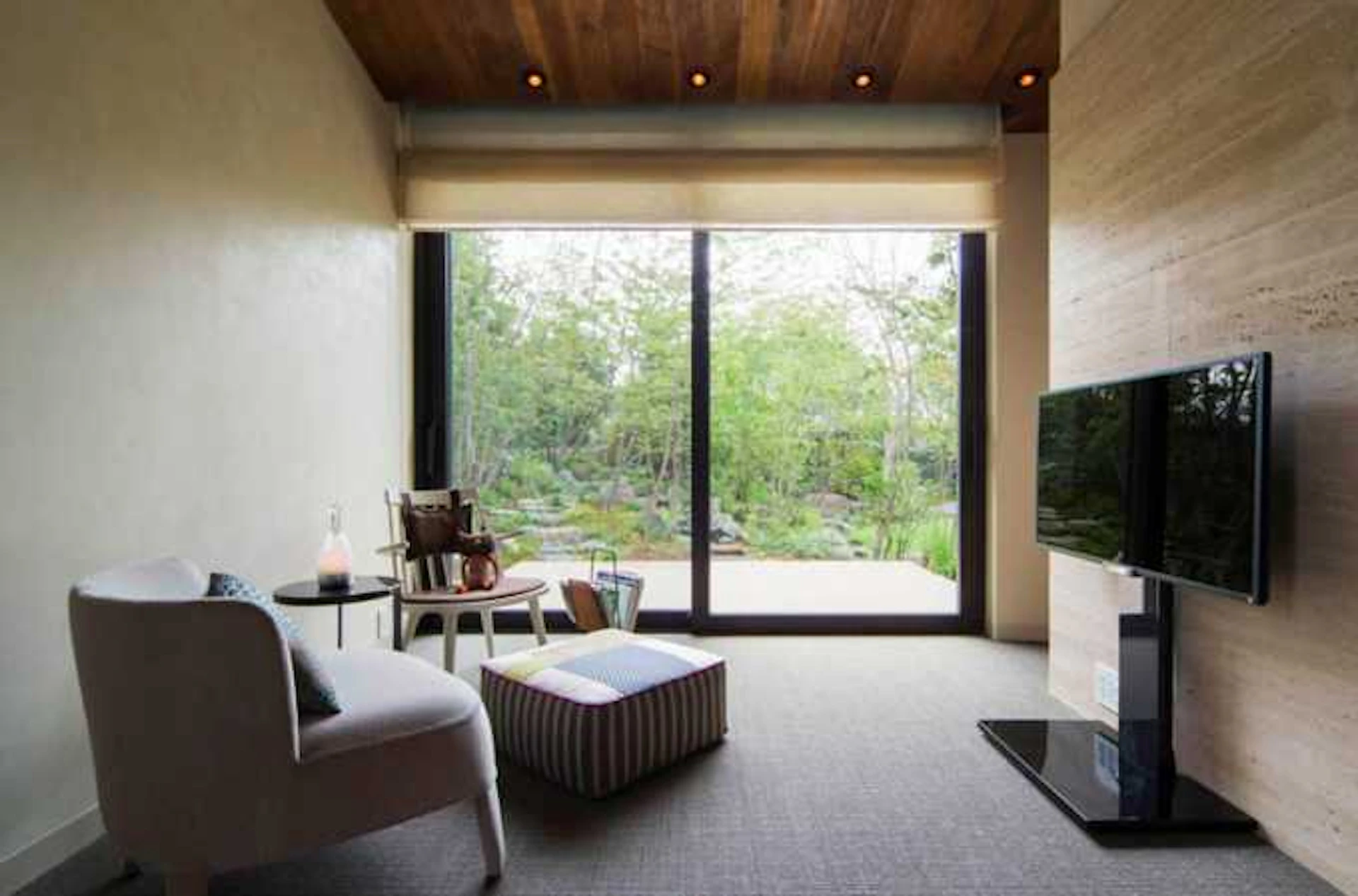 素材にこだわった二世帯リフォーム