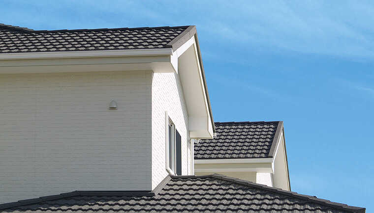 ジンカリウム鋼板屋根材のメリット・デメリット！主なメーカーや価格