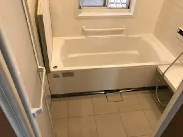 事例4 タカラスタンダード『レラージュ』にリフォーム