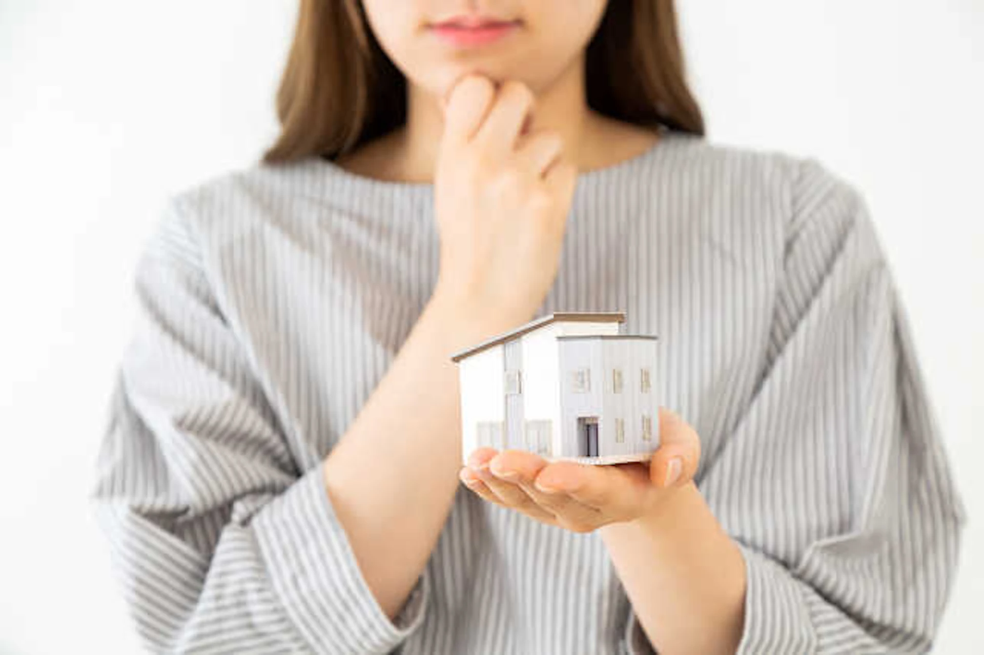 サムネイル:リフォーム何から始める?知っておきたいリフォーム前に準備すること