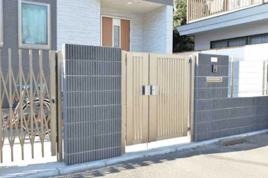 門扉リフォームの費用相場・施工事例！門扉の選び方や工事期間もご紹介