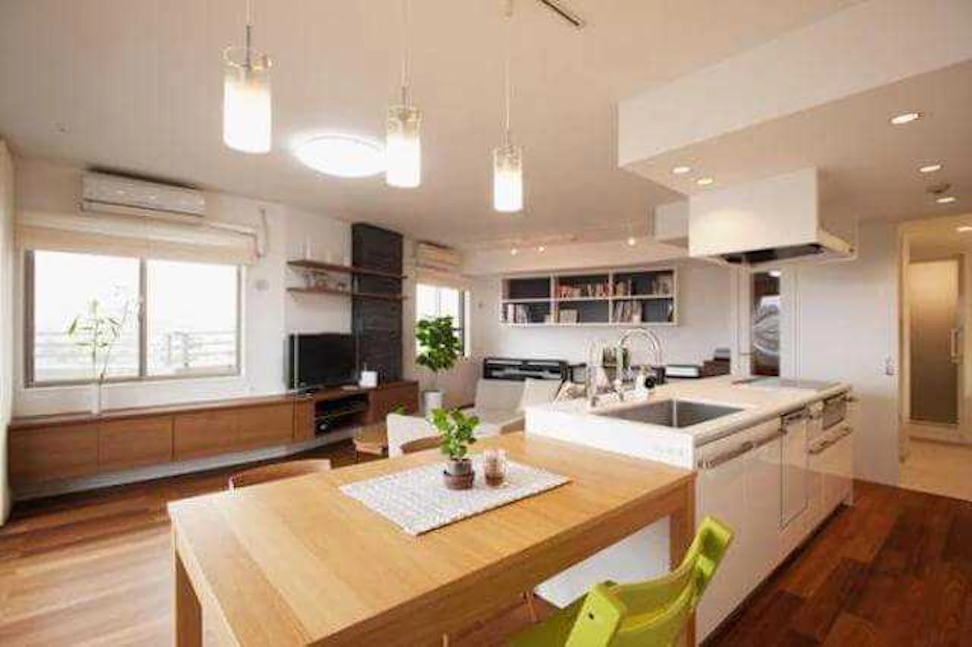 アイランドキッチン＆カウンター" のおしゃれなレイアウト♪