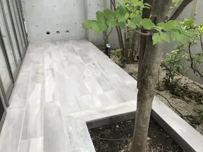 【グランプリ】劣化しにくいフェンスとウッドデッキ・デザイン性を重視