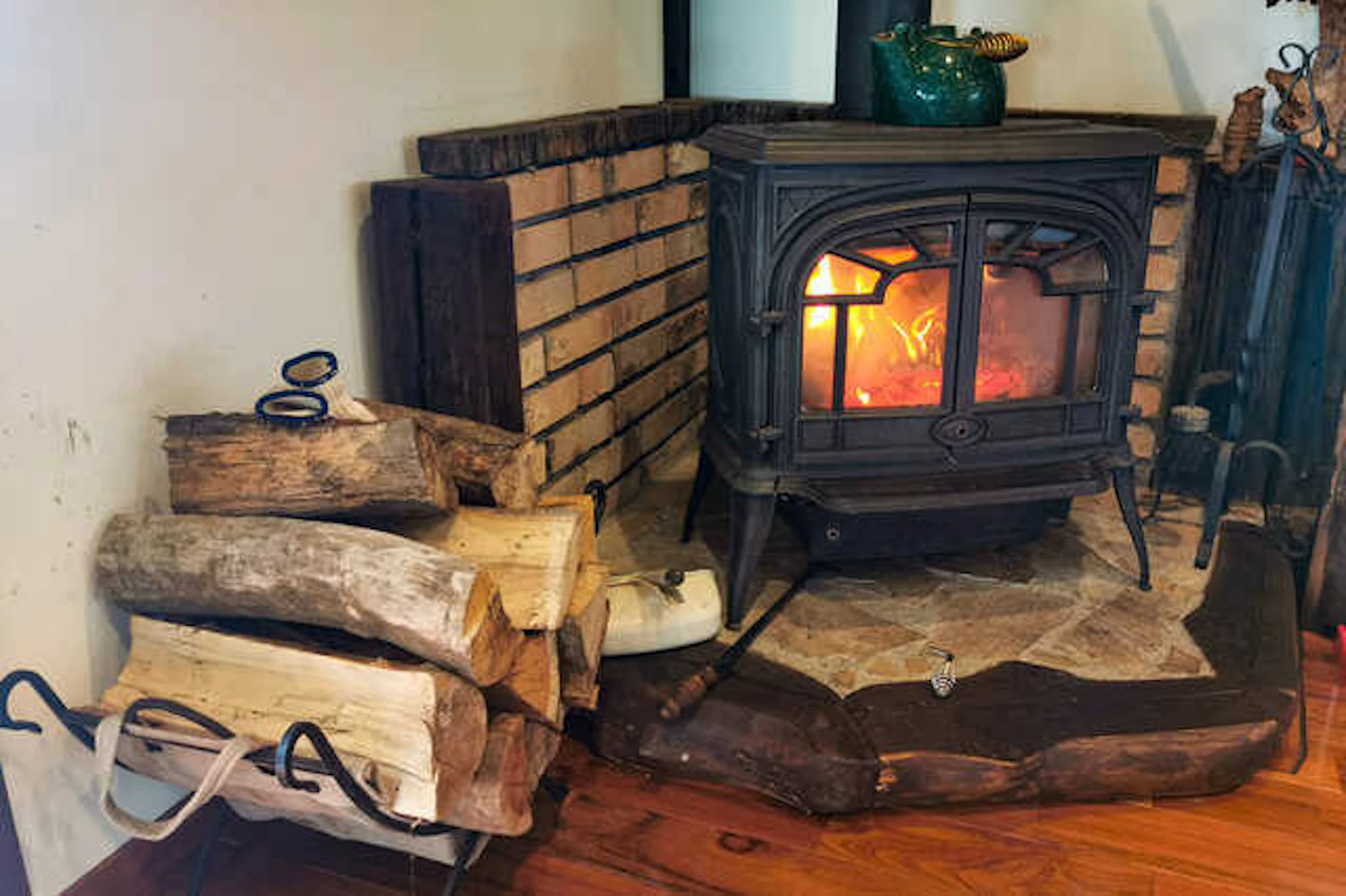 【薪ストーブ】のランニングコスト・メンテナンス費用