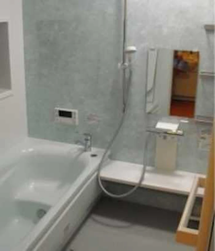 在来浴室をユニットバスにリフォーム＆害虫駆除