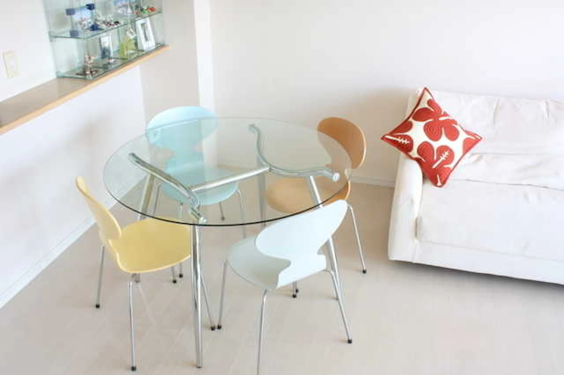 丸テーブルのサイズ目安