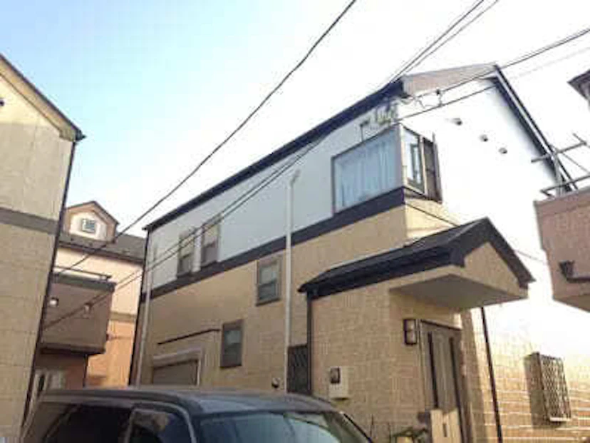 事例2 シーリングとサイディングにクリア塗装をしてリフォーム