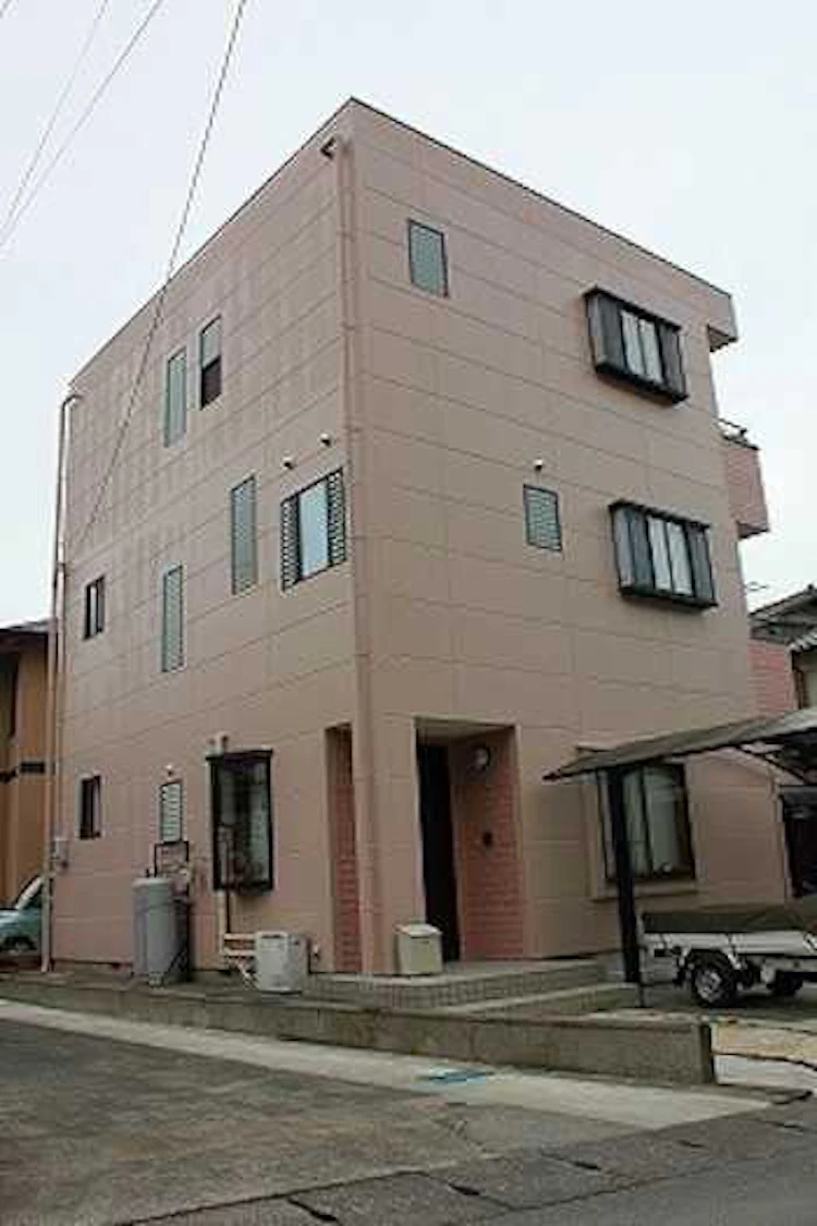 陸屋根・フラットルーフ式無落雪屋根の特徴