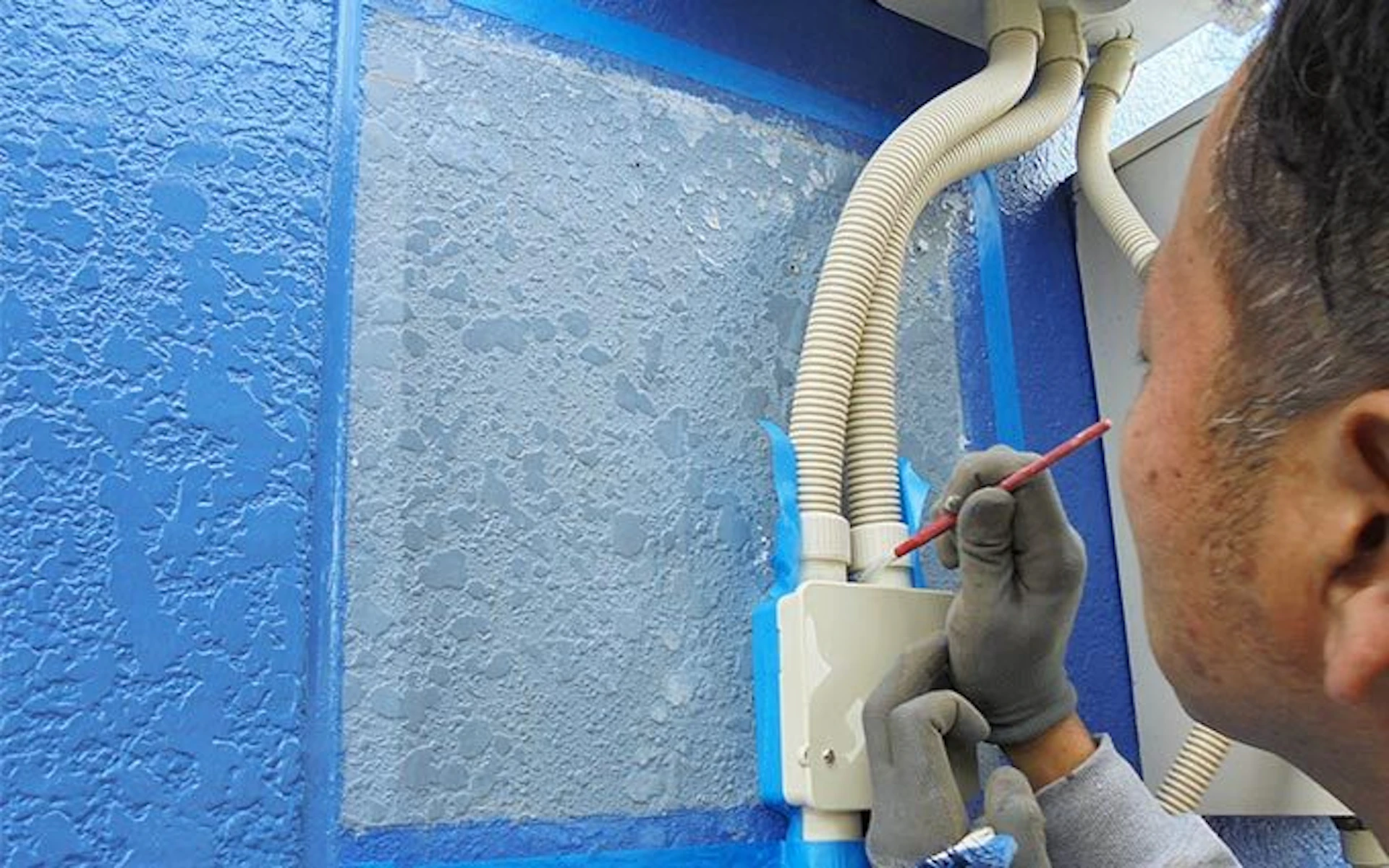 【13】上塗り塗料を塗る（1回目）