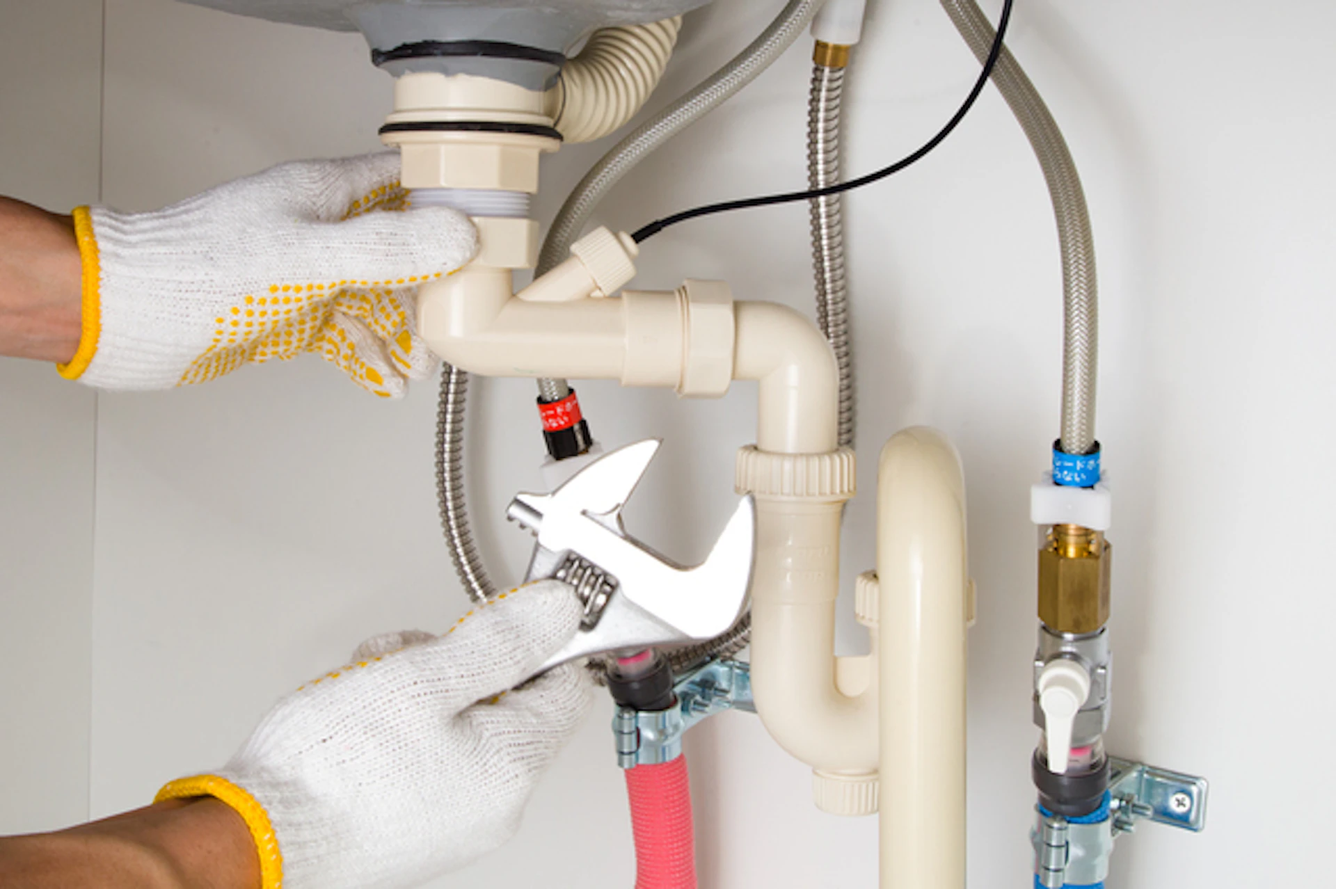 【場所別】水漏れ修理方法6選