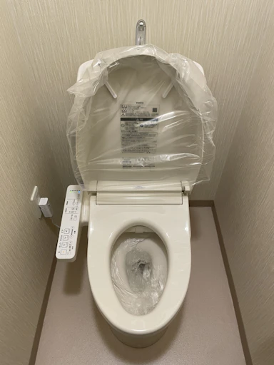 【20～50万円】　トイレ交換工事