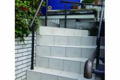 [20万円]玄関階段タイル工事で快適に