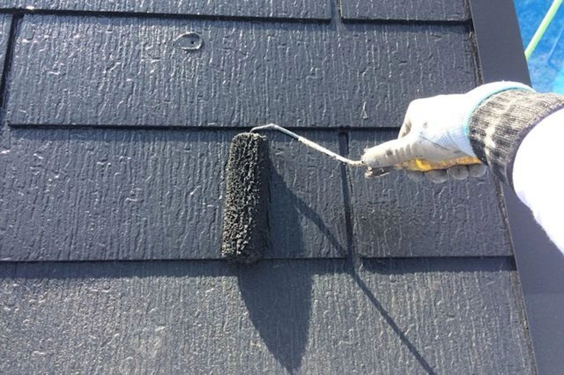 屋根塗装が不要なケースと効果的なケース