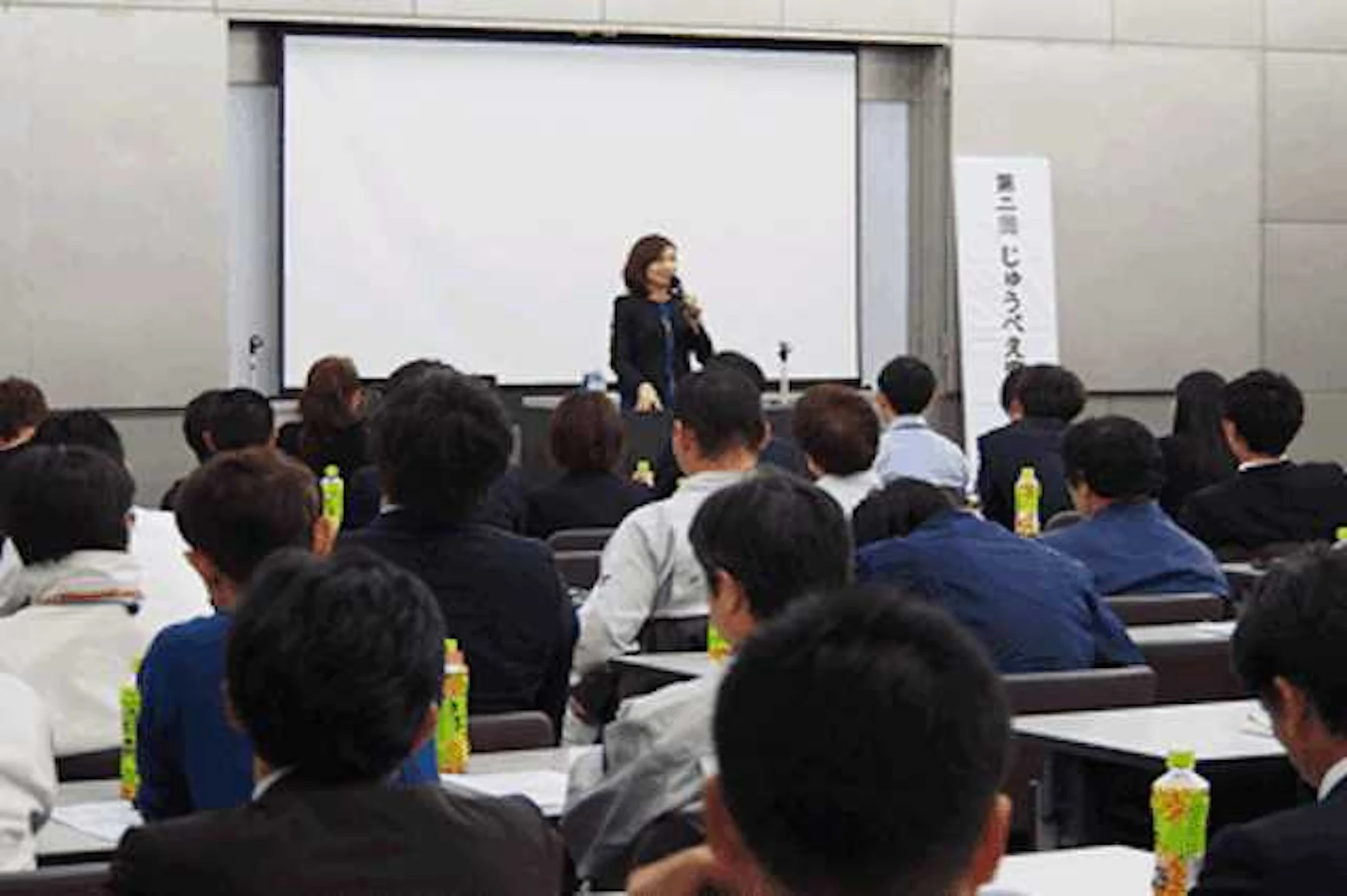 その②：満足度95%の秘訣ここにあり！職人・スタッフが切磋琢磨する「じゅうべえ会」