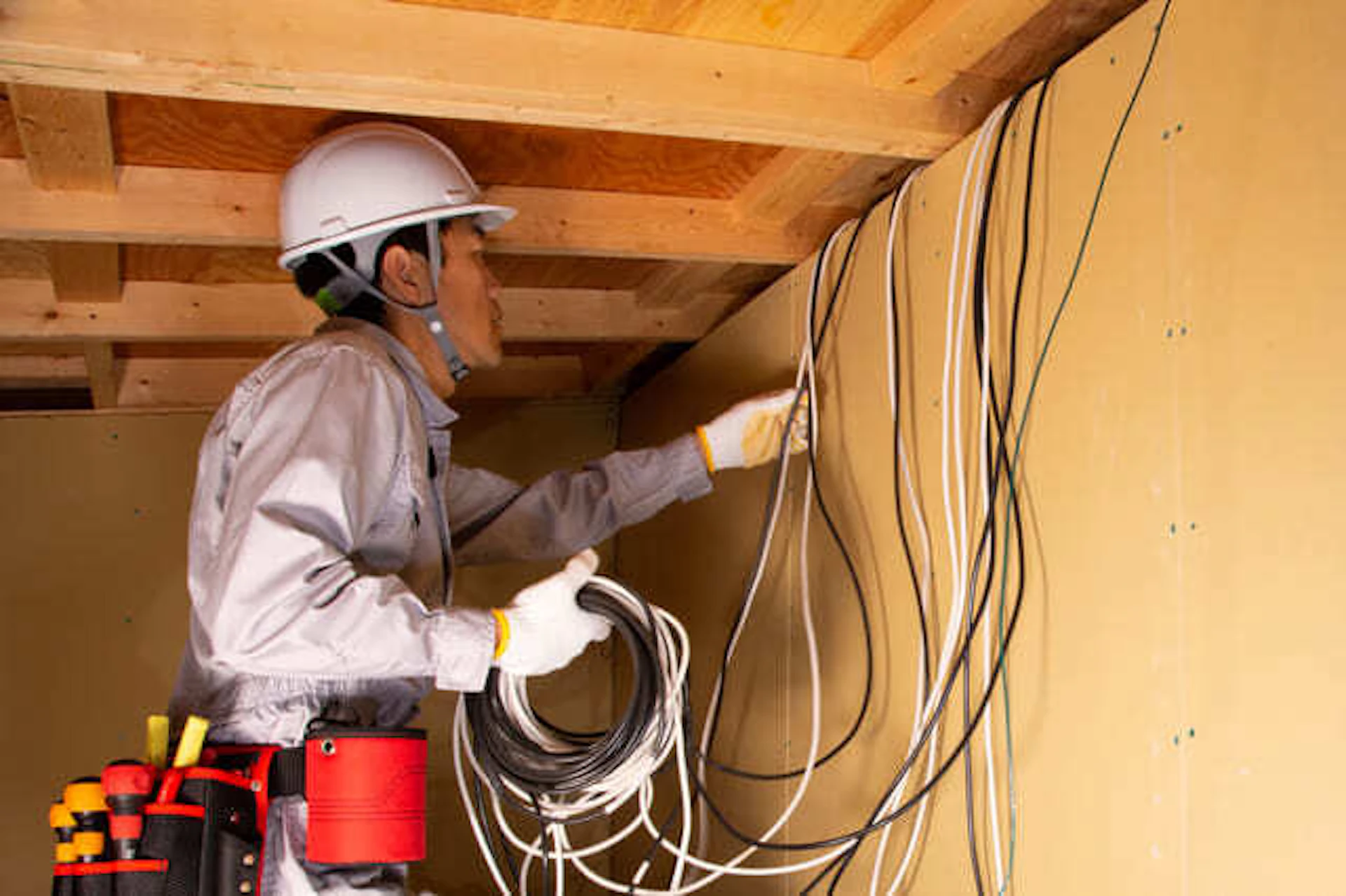 屋根裏をリフォームする際の注意点