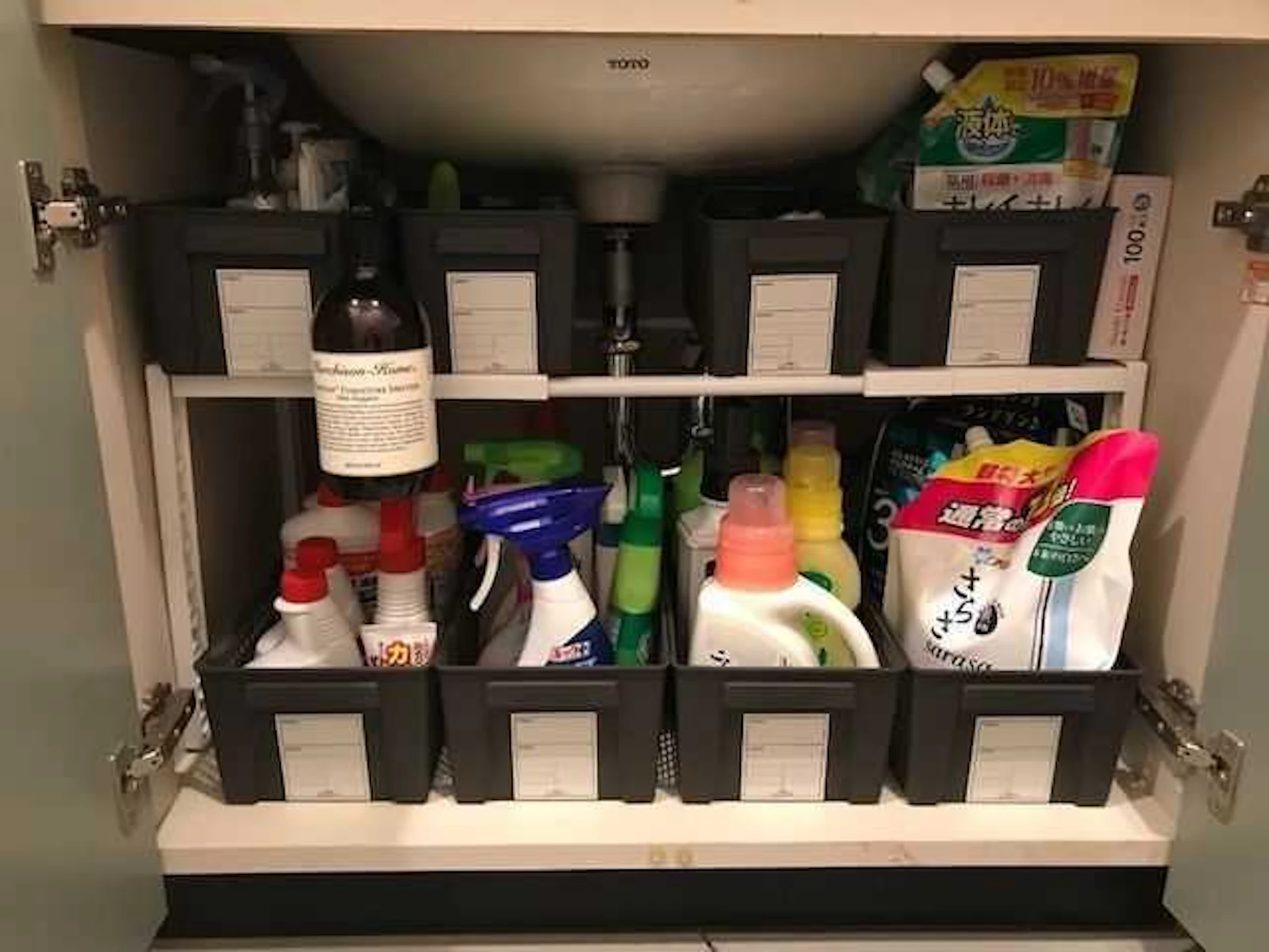 サムネイル：洗面所・浴室の整理収納のポイントは？人気の整理収納アドバイザーによる実例も交えて解説