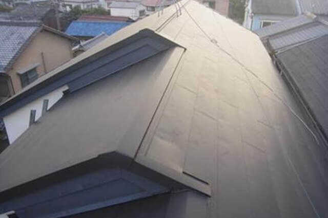 住宅の屋根