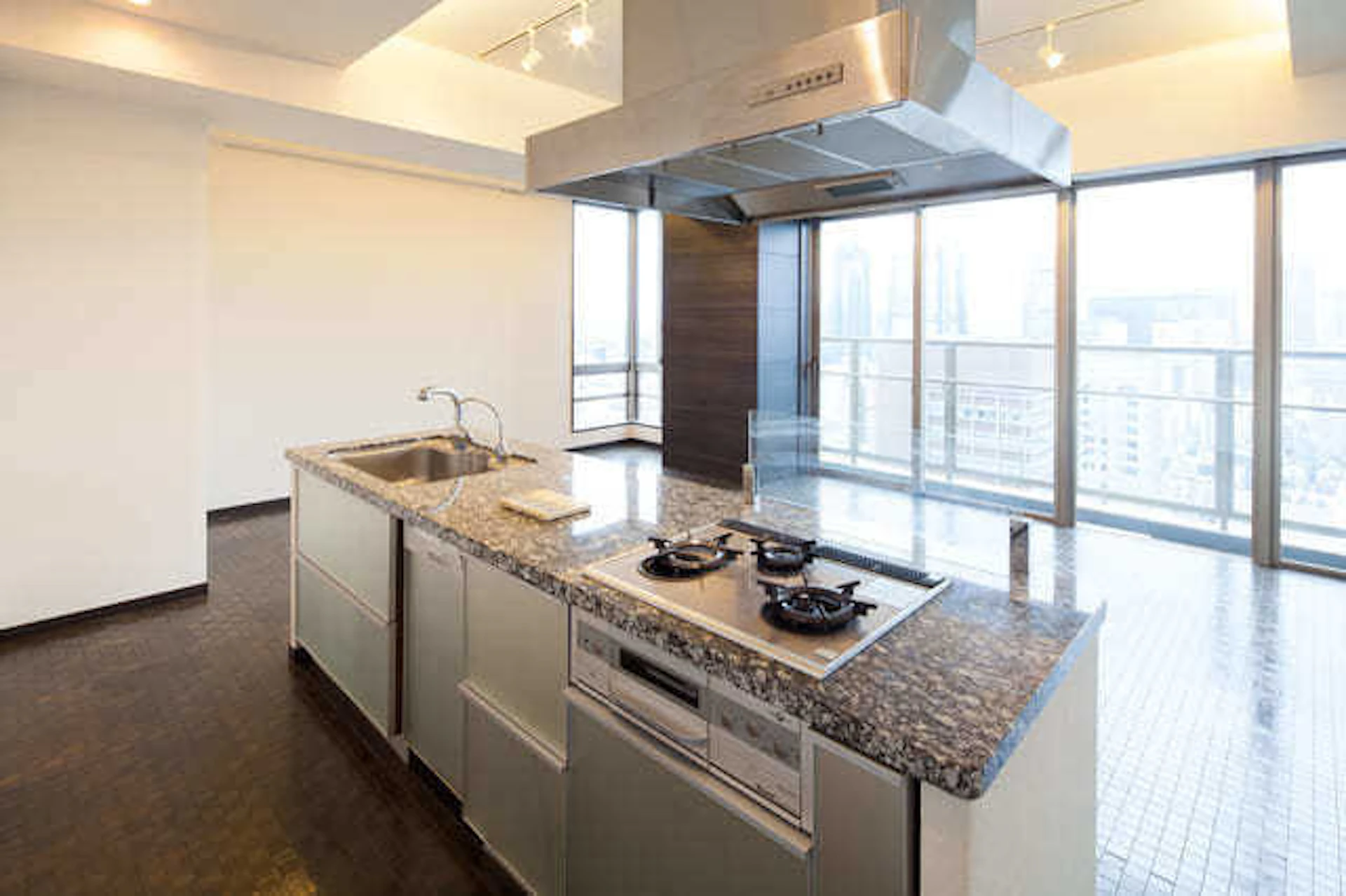 キッチンのレイアウトを変更する場合は広さに注意