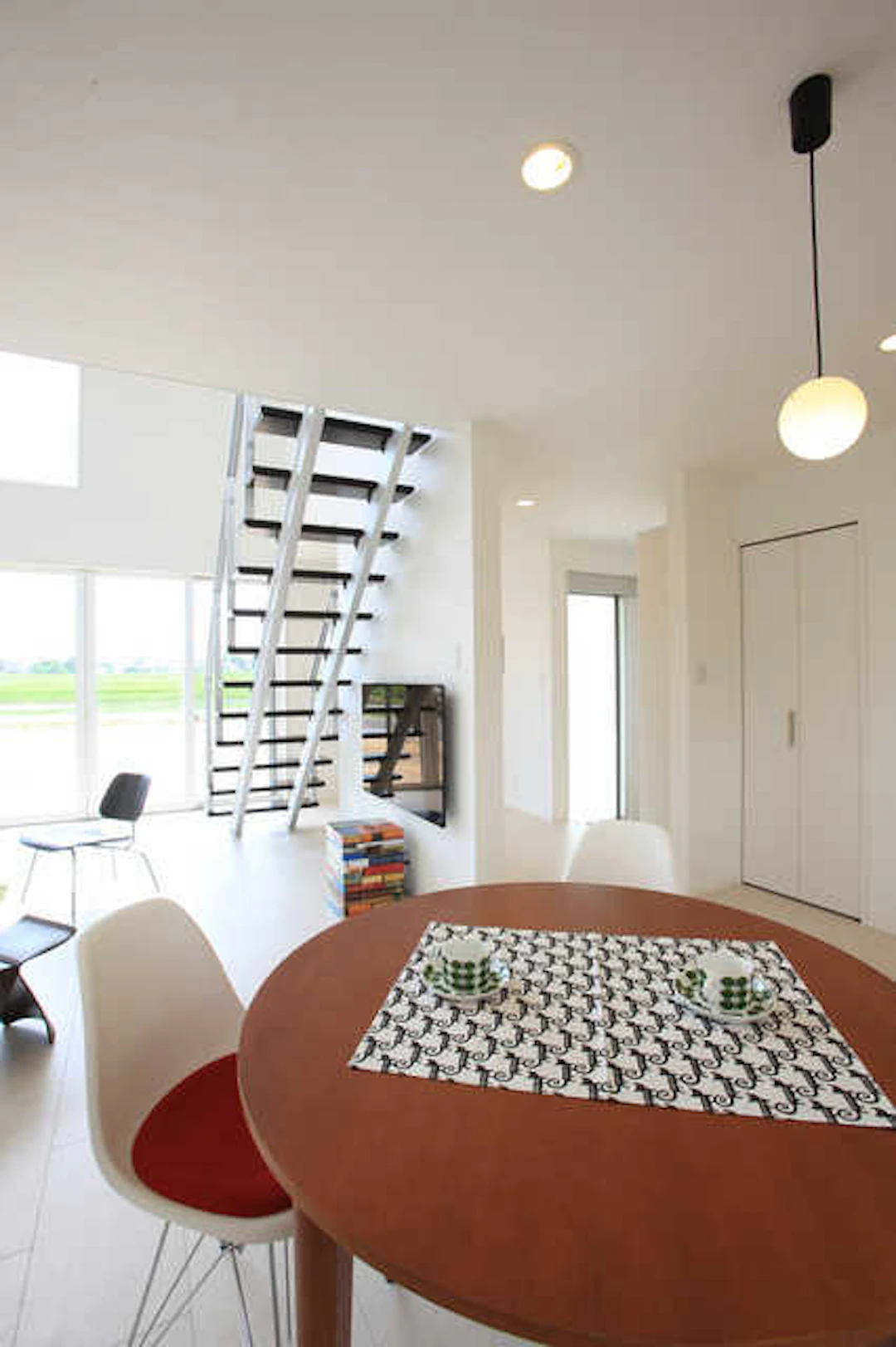 丸テーブルのサイズ目安