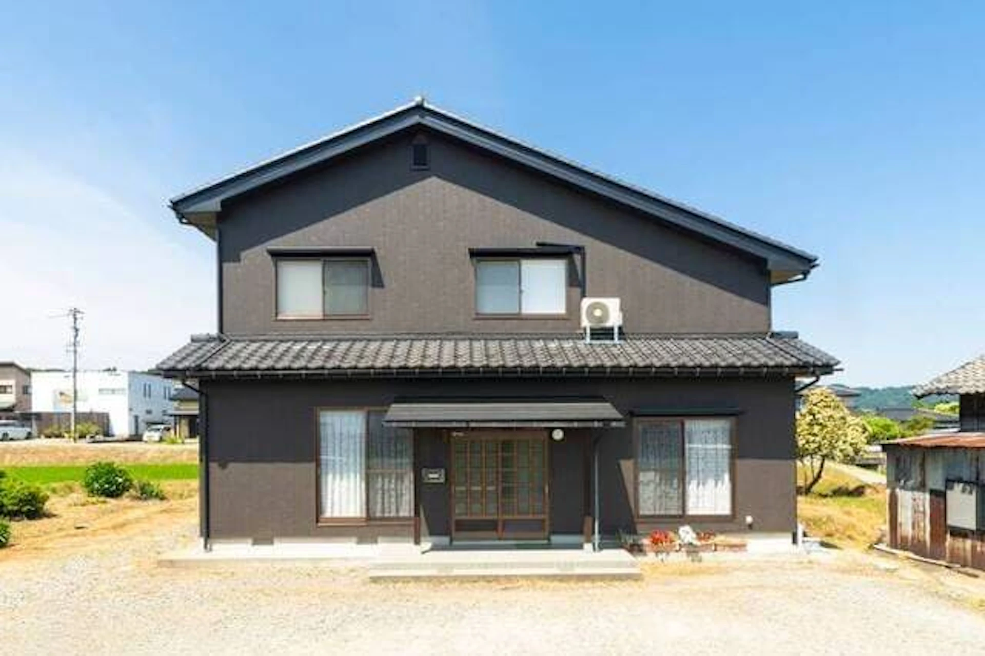 当サービス『リショップナビ』のカバー工法の施工事例