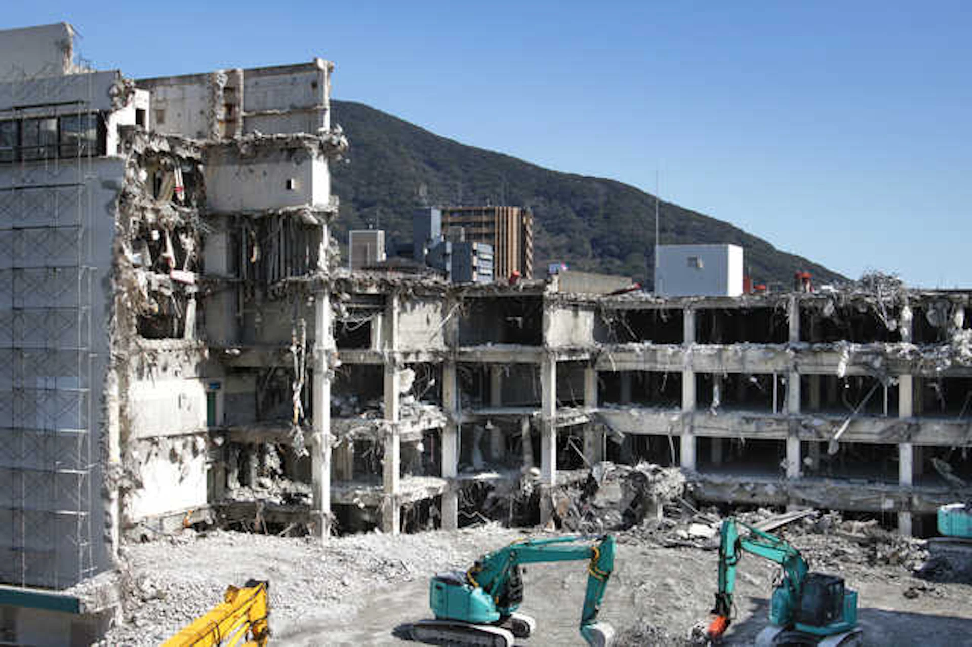 ビルの解体にかかる施工期間目安