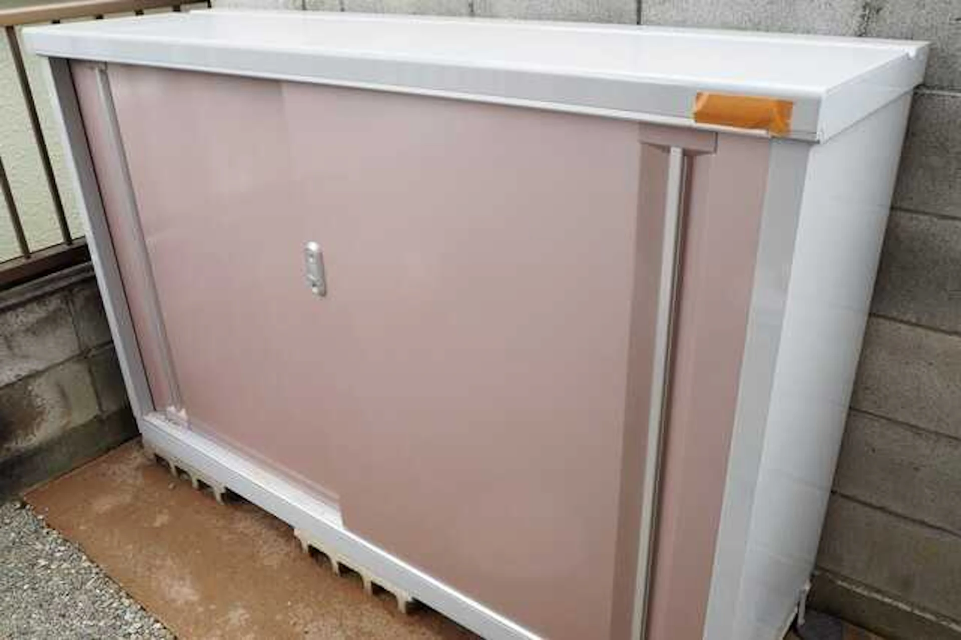 スチールの物置