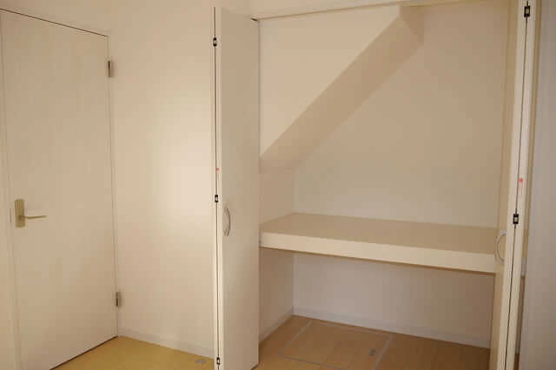 ④収納/クローゼットも大切！造作家具も便利