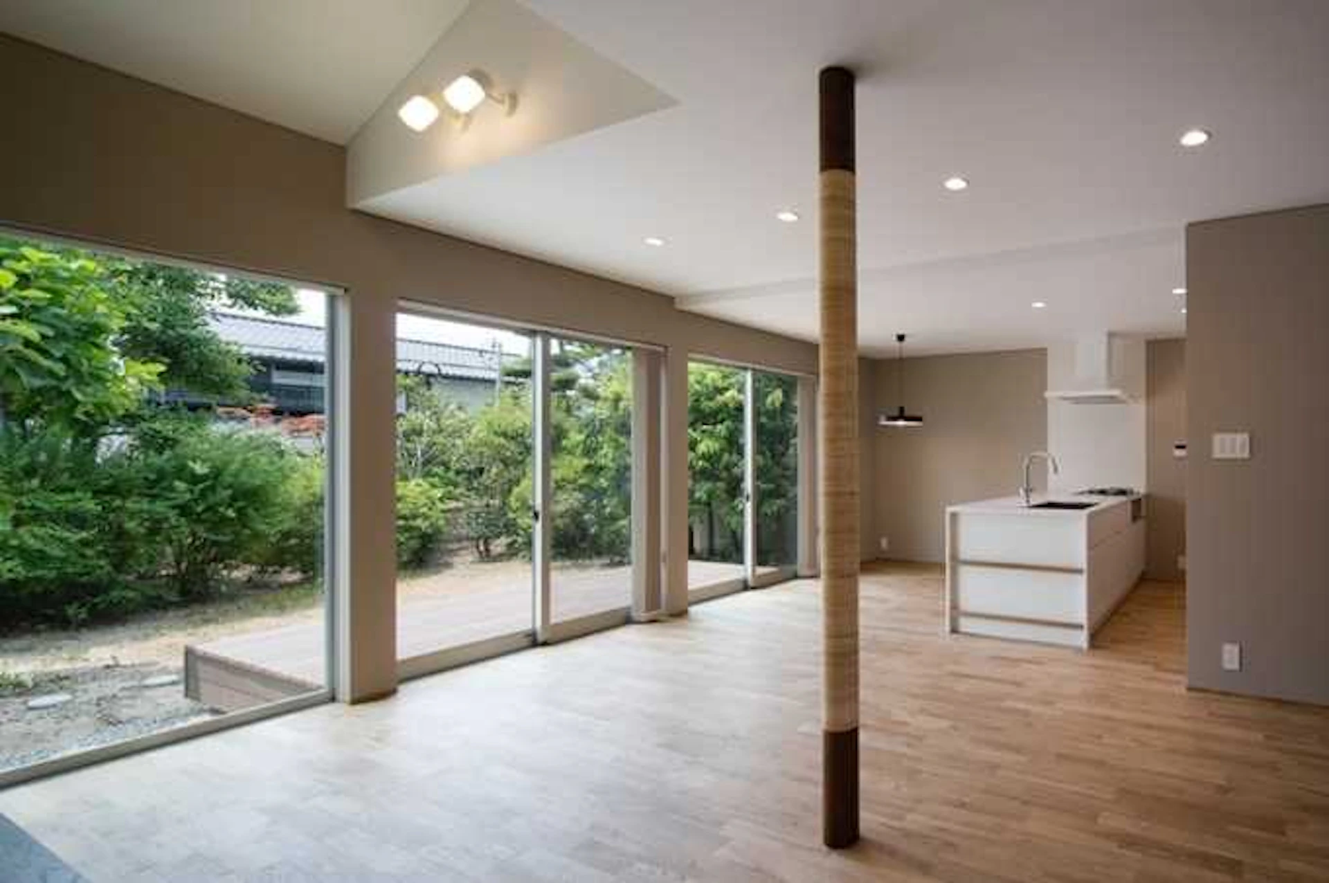 サムネイル:普通のリフォームとは違う!建築家×リフォームでこだわりの住まいが実現できる♪