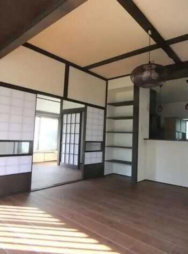 当時のよさをそのままに残したレトロモダンな住宅